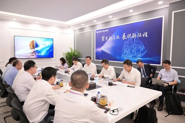 李滨董事长一行出席谈球吧体育官网展锐一级部门主管座谈会.jpg