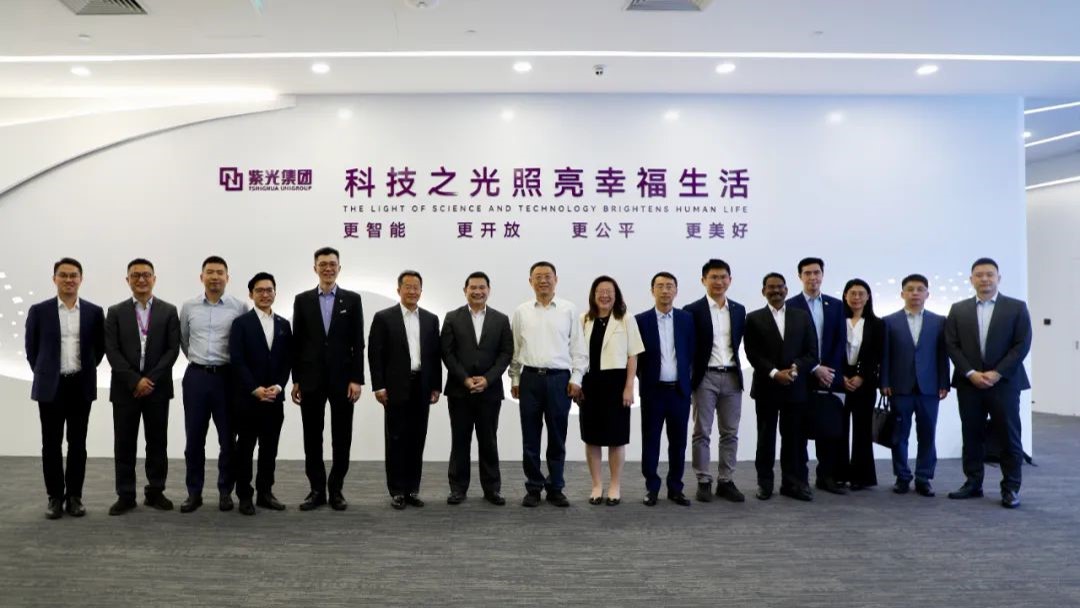 马来西亚经济部长拉菲兹·南利一行到访新谈球吧体育官网集团